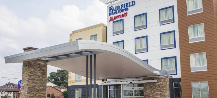 滑铁卢锡达福尔斯万枫酒店及套房(Fairfield Inn & Suites Waterloo Cedar Falls)图片