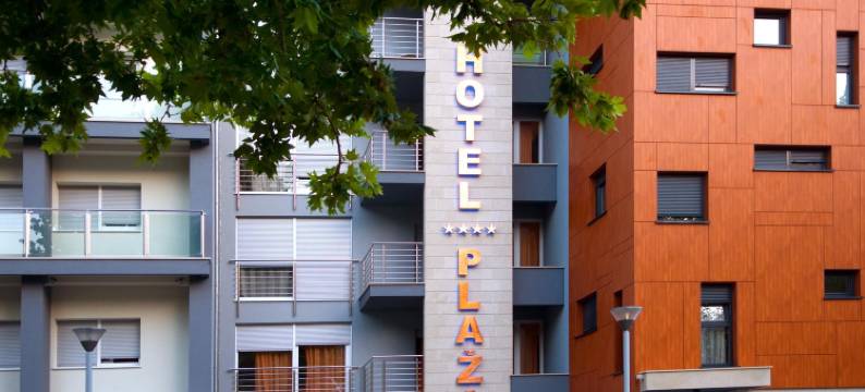 奥米斯广场酒店(Hotel Plaža)图片