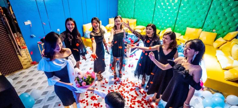 皇庭游玩儿民宿(山青路分店)图片