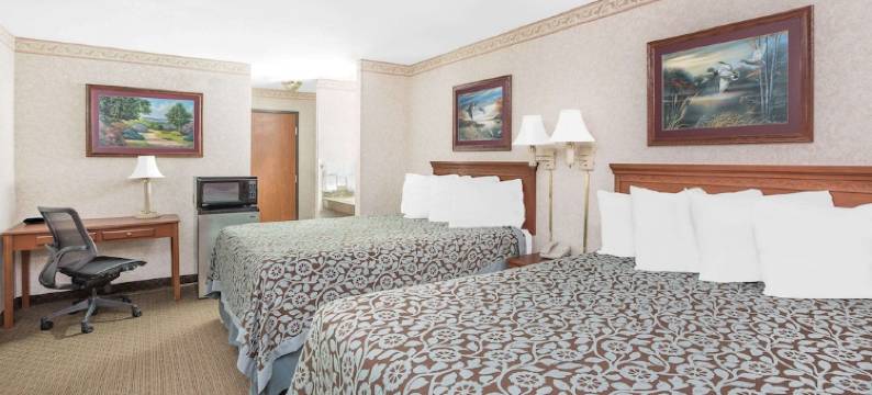 布琳克利戴斯套房酒店(Days Inn & Suites by Wyndham Brinkley)图片