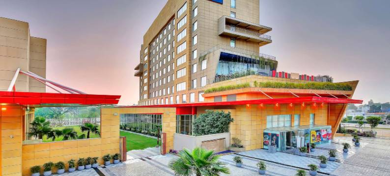 昌迪加尔莫哈里丽芮酒店(Radisson Red Chandigarh Mohali)图片