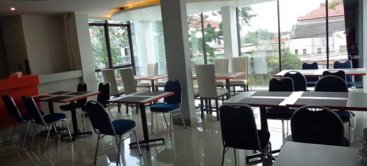 Hotel Grand Putra Syariah Kebumen图片