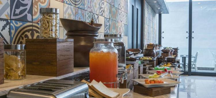 WH科东萨里88号酒店(Hotel 88 Kedungsari - Kedungdoro by WH)图片
