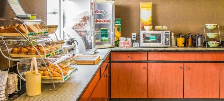 弗林特机场北温德姆呗盟酒店(Baymont by Wyndham Flint Airport North)图片