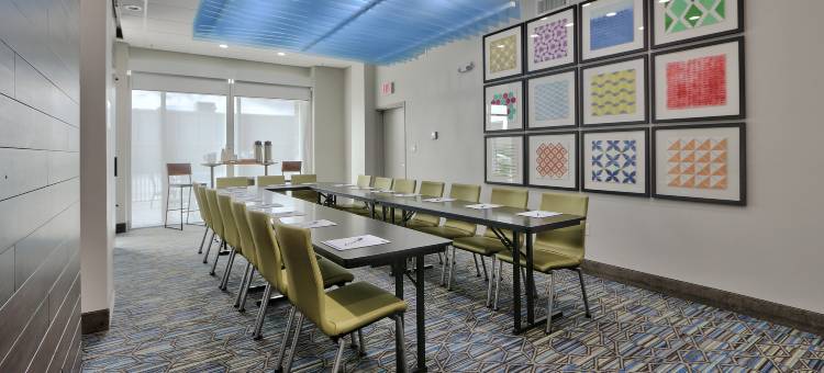 洲际智选假日套房酒店休斯顿东 - 8号环线(Holiday Inn Express & Suites HOUSTON EAST - BELTWAY 8 by IHG)图片