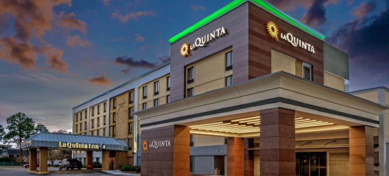 哥伦比亚东南杰克逊堡拉昆塔温德姆酒店(La Quinta Inn by Wyndham Columbia SE / Fort Jackson)图片