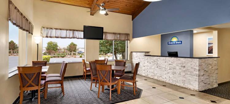 橡树岭诺克斯维尔温德姆戴斯酒店(Days Inn by Wyndham Oak Ridge Knoxville)图片