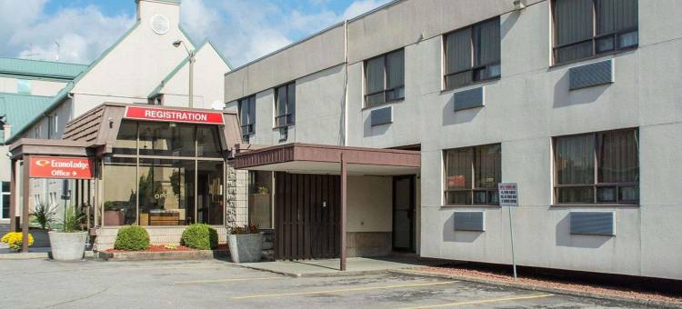 瀑布伊康旅馆(Econo Lodge by the Falls)图片