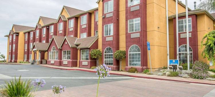 舒适套房酒店(Comfort Inn & Suites Salinas)图片