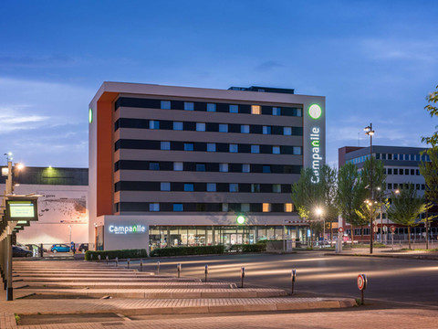 勒芒中心火车站康铂酒店