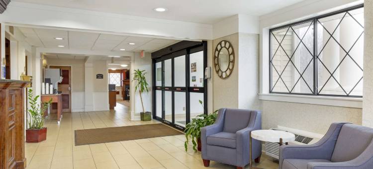 沙伦/斯伯勒贝斯特韦斯特优质酒店(Best Western Plus the Inn at Sharon/Foxboro)图片