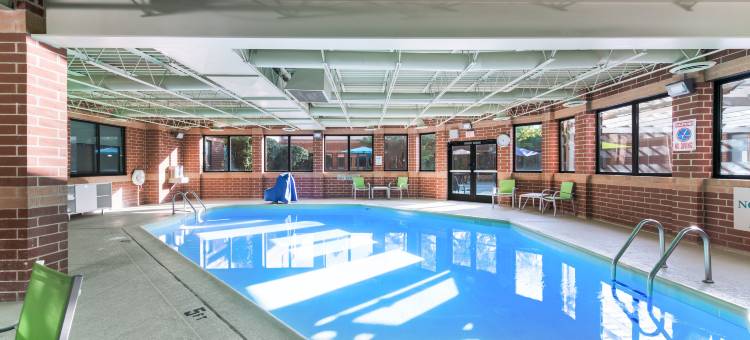 内珀维尔智选假日酒店(Holiday Inn Express Naperville)图片