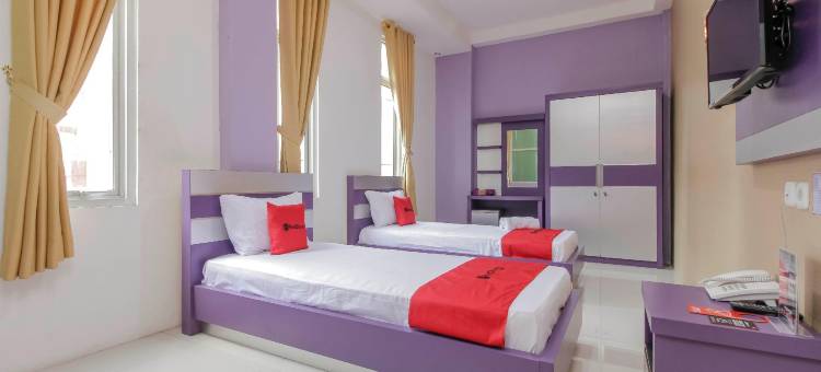 红门Plus酒店-近斯塔逊贝卡斯(RedDoorz Plus Near Stasiun Bekasi)图片