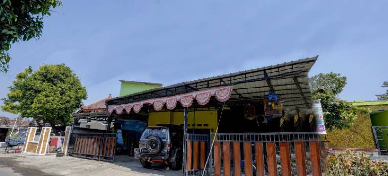 OYO Life 92840 Morricco旅馆(OYO Life 92840 Wisma Morricco)图片