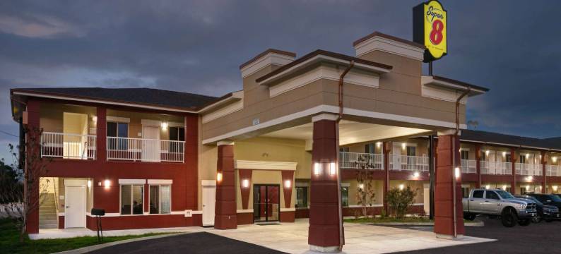 卡恩斯市温德姆速 8 酒店(Super 8 by Wyndham Karnes City)图片