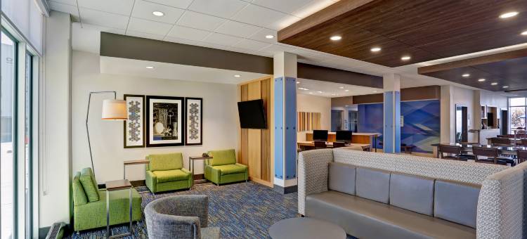 列涅萨洲际智选假日套房酒店-欧弗兰帕克地区(Holiday Inn Express & Suites LENEXA - OVERLAND PARK AREA by IHG)图片