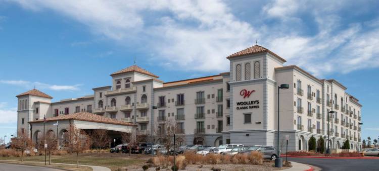 丹佛机场伍利经典套房酒店(Woolley's Classic Suites Denver Airport)图片