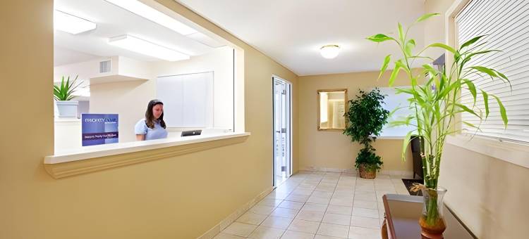 Candlewood Suites 亨特斯维尔湖诺曼区 by IHG(Candlewood Suites HUNTERSVILLE-LAKE NORMAN AREA by IHG)图片