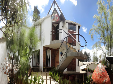 科利纳山寨小木屋