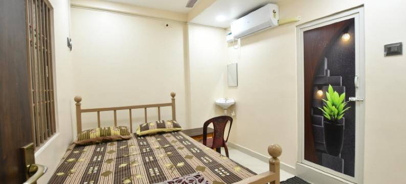 斯里维杰巴拉吉玛哈尔AC酒店(Vijay Balaji Mahal A/C)图片