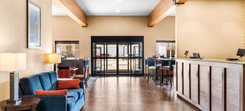 水牛比尔别墅度假村凯富酒店(Comfort Inn at Buffalo Bill Village Resort)图片