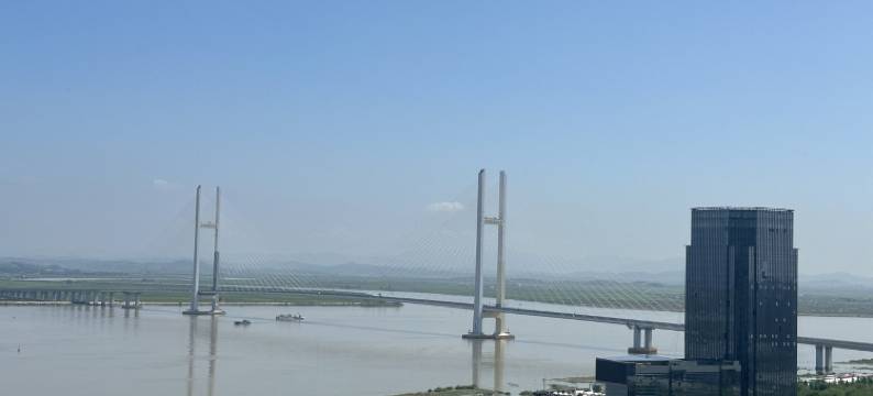 江景宜居公寓(鸭绿江大街分店)图片