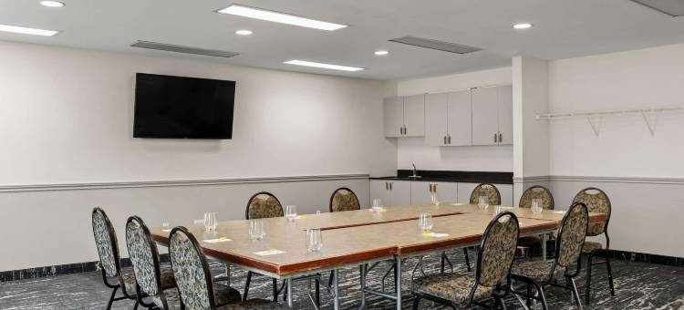 斯坦贝奇温德姆戴斯酒店(Days Inn by Wyndham Steinbach)图片