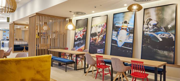 希尔顿欢朋波兹南斯瓦尔热兹(Hampton by Hilton Poznan Swarzedz)图片