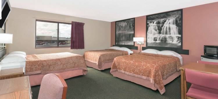 佩勒姆温德姆速8酒店(Super 8 by Wyndham Perham)图片