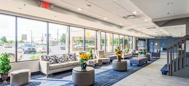 品质酒店(Quality Inn Roseville-Detroit North)图片