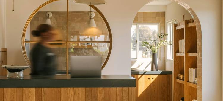 拉古纳海滩Sonder万豪旅享家伍兹湾酒店(Woods Cove Hotel Laguna Beach, Sonder by Marriott Bonvoy)图片