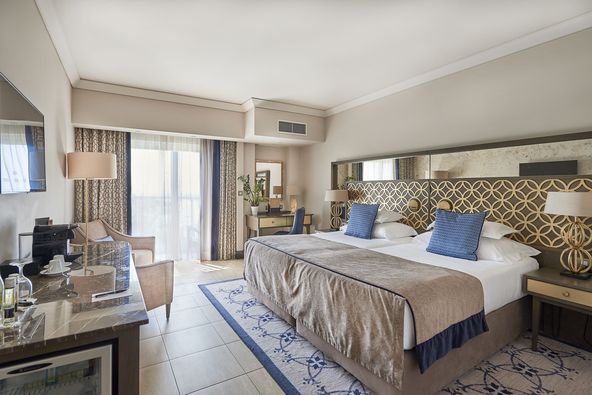 Dona Filipa HotelOver view