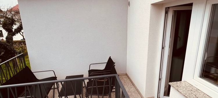 采尔克利耶·机场五分钟PJ酒店(PJagodic Hotel Cerklje)图片