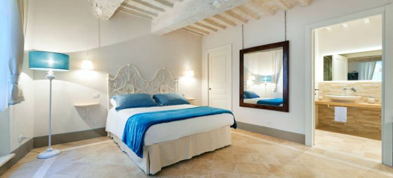 皮奥三世宫(Palazzo Pio III)图片