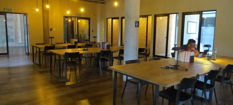 黑砖桑顿二(BlackBrick Sandton Two)图片