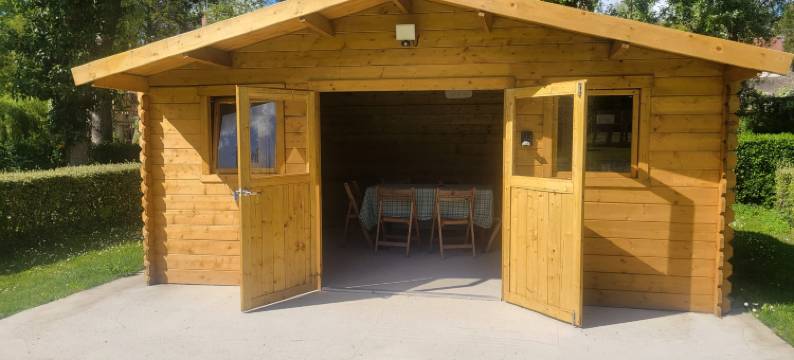 Cozy Wooden Chalet in Abilly, France图片