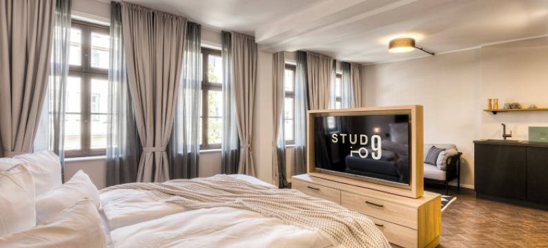 开间9(Studio 9)图片