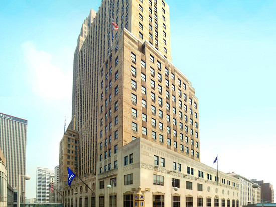 荷兰广场希尔顿酒店