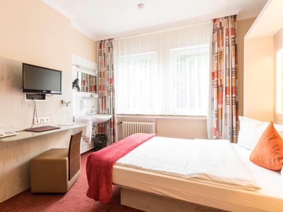 伊莉莎白萨加尔尼酒店