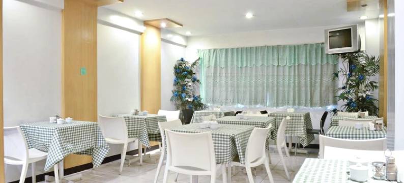 木星套房酒店(Jupiter Suites)图片