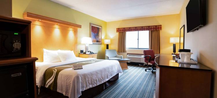 克伦威尔-米德顿凯艺酒店(Quality Inn Cromwell - Middletown)图片