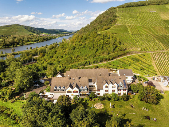 科罗斯塔穆勒红酒酒店