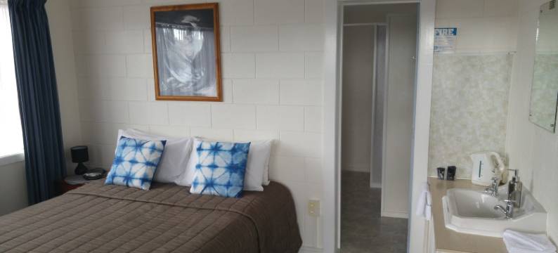 红木汽车旅馆(Redwood Lodge Motel)图片