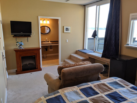 尼姆佩克希酒店