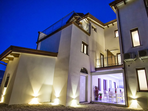 欧锡幻想曲酒店