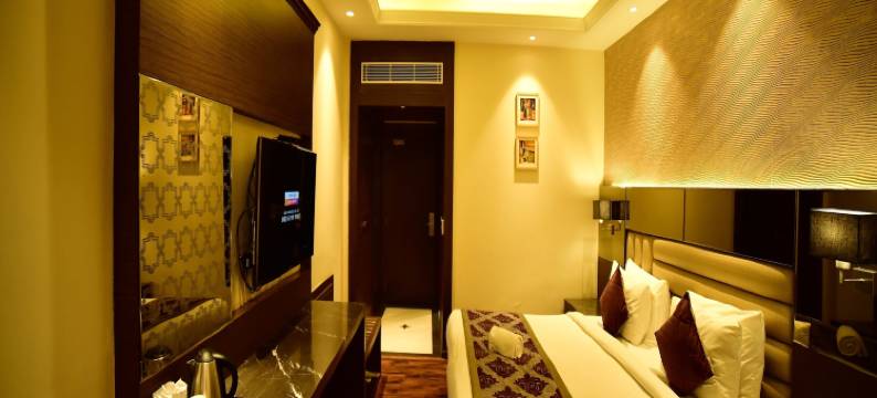 米兰宫酒店(Hotel Milan Palace)图片