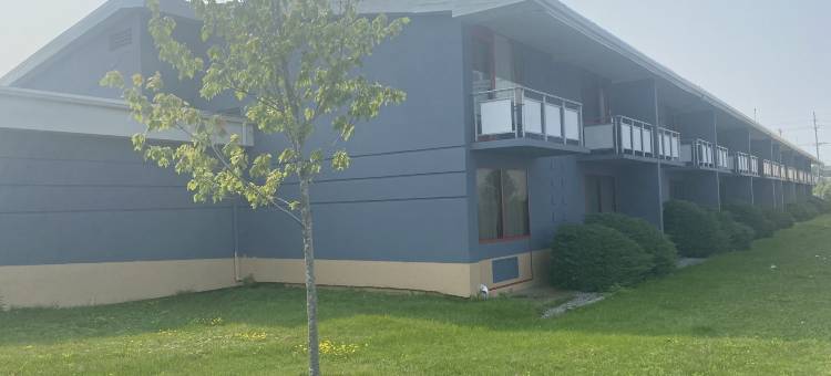 郊区长住酒店(Suburban Studios Buffalo Airport)图片