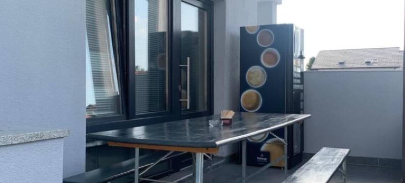 菲利波维奇租车公寓酒店(Filipovic Rent a Car & Apartments)图片