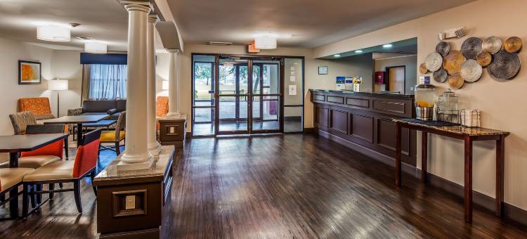 贝斯特韦斯特套房酒店(Best Western Inn  Suites)图片