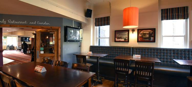 奥克兰德斯酒店(Oaklands Hotel)图片